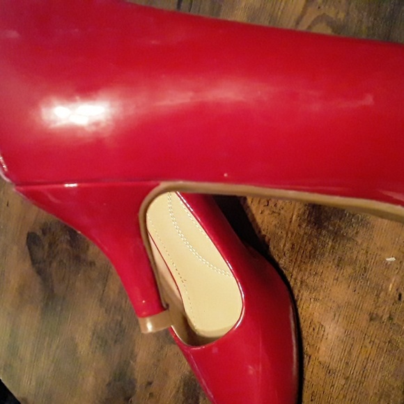 Sexy Red Sz 9 Dream Pairs Kitten Heel Gorgeous Pumps - Picture 5 of 10